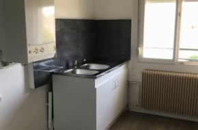 Local professionnel de 8 m² à louer – Idéal profession libérale ou activité administrative